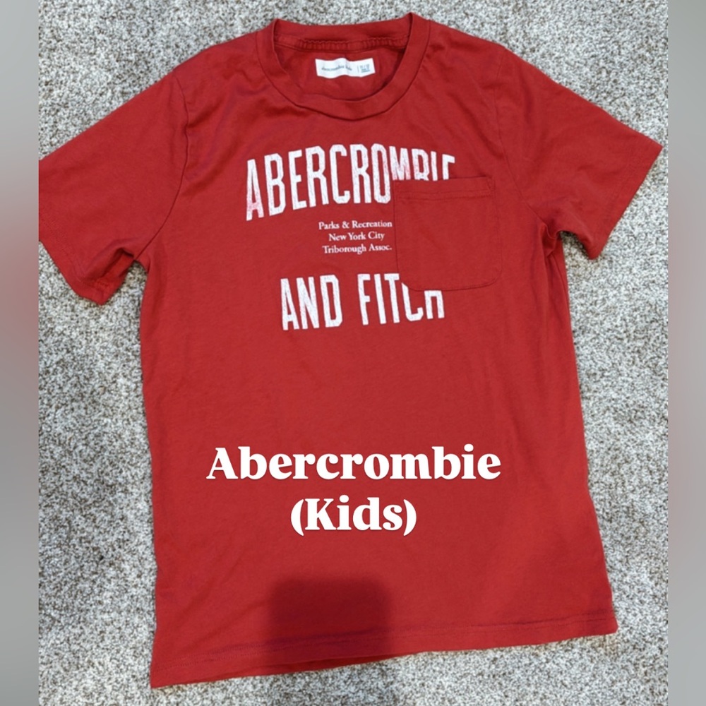Abercrombie Kids Vintage Style Tee Shirt in Size 11/12